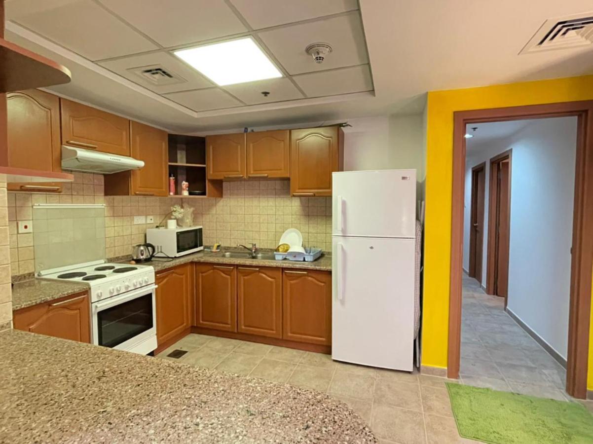 Travelers Backpackers Hostel Дубай Екстериор снимка